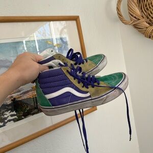 Vans Purple and White Skateboard Shoes